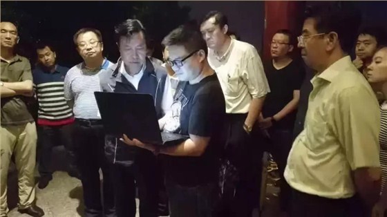 海南省委常委、三亞市委書記張琦帶隊，冒雨檢查城市夜景亮化工作