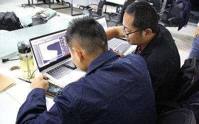 安裝調(diào)試同步進(jìn)行，是快速推進(jìn)項目工期的有效措施